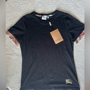 Brand New w/ tags Burberry inspired T shirt